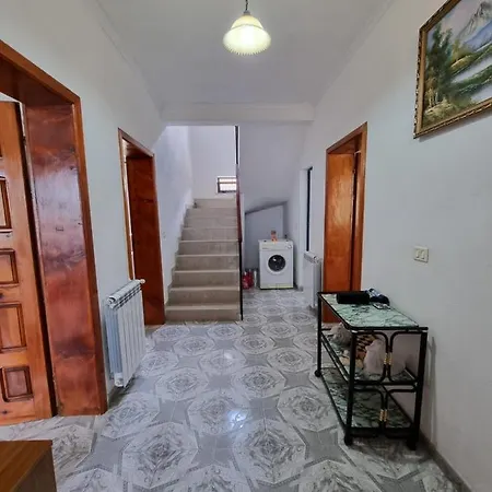 Kallmet Villa *